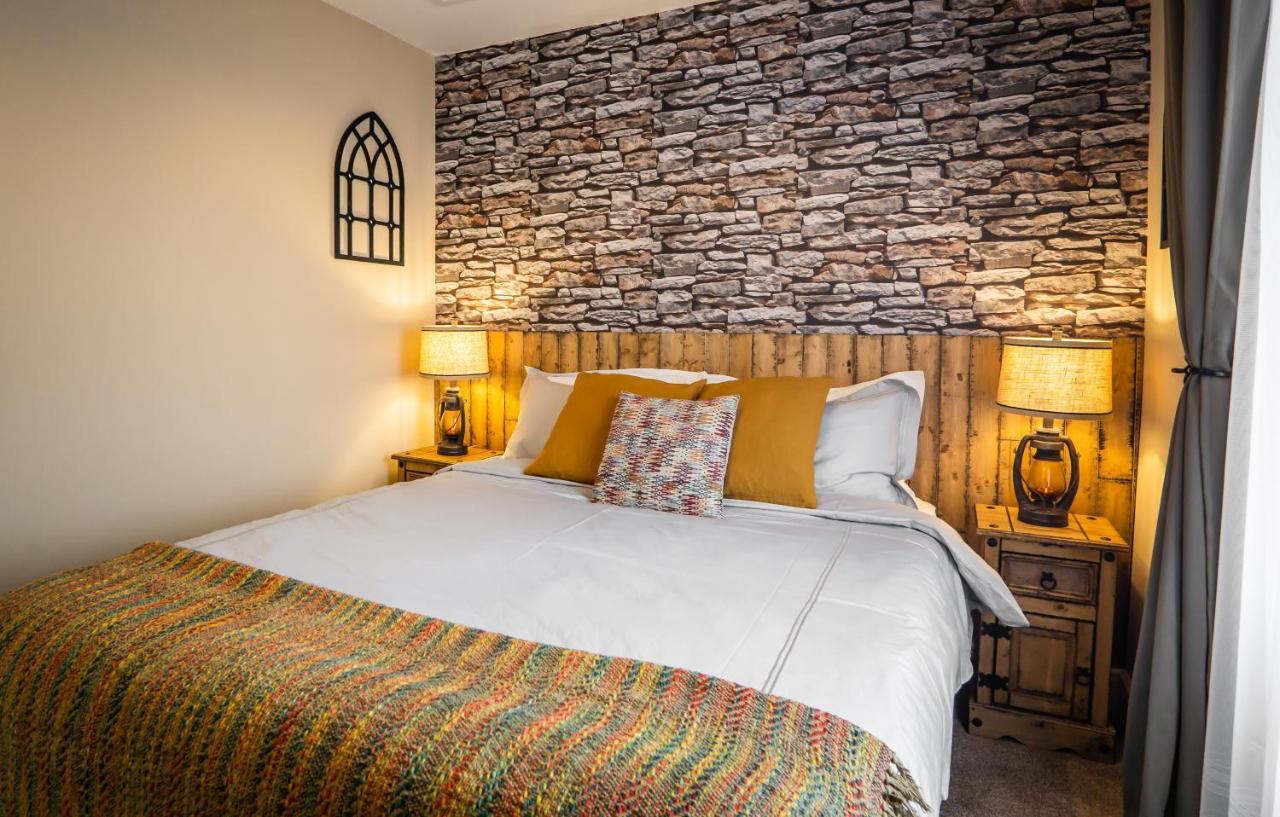 Cornish Tin Mine Themed Apartment เซนต์ออสเทลล์ ภายนอก รูปภาพ