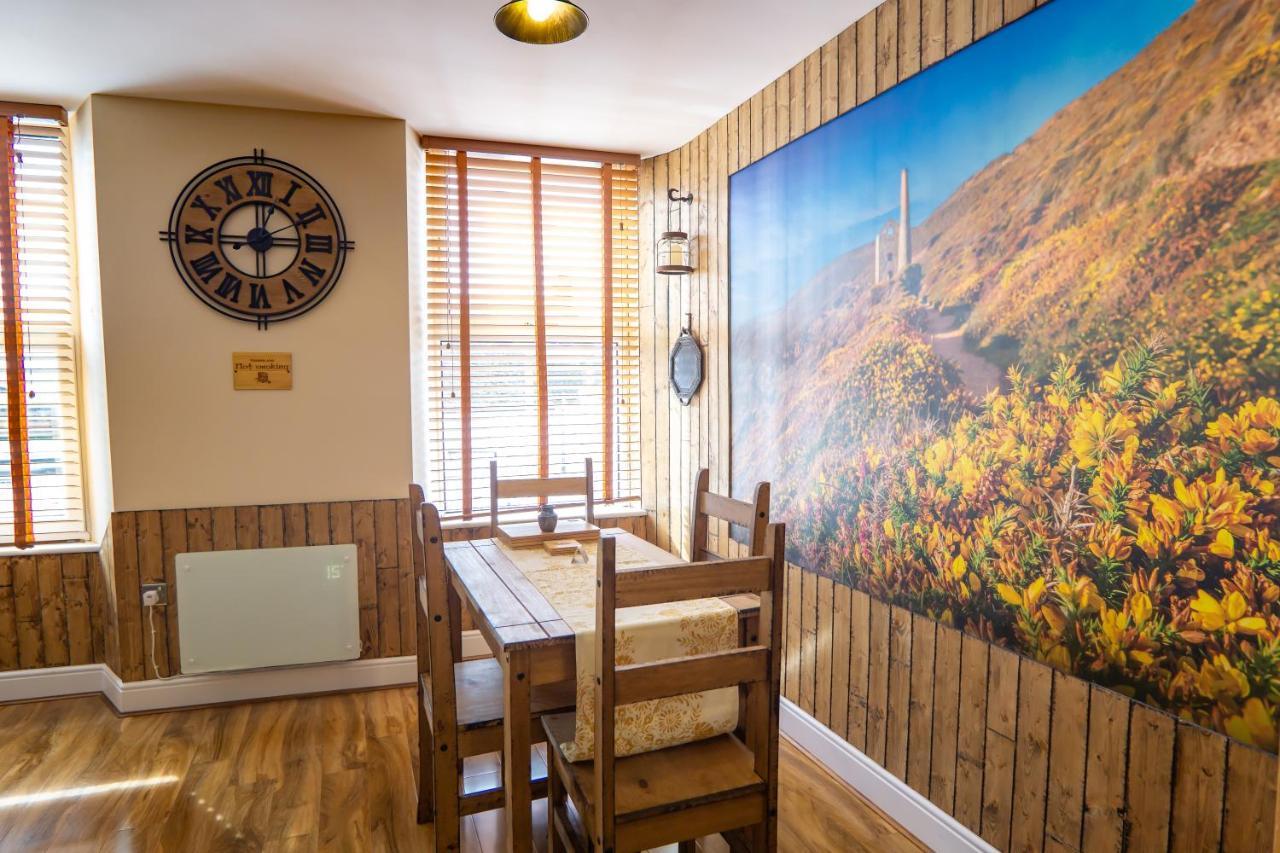 Cornish Tin Mine Themed Apartment เซนต์ออสเทลล์ ภายนอก รูปภาพ